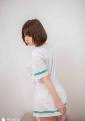 触不可及
