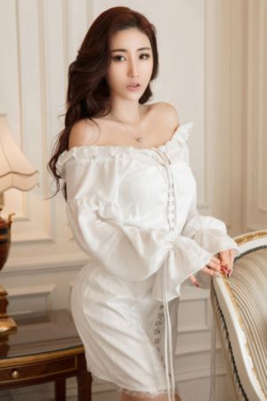 女律师坠落